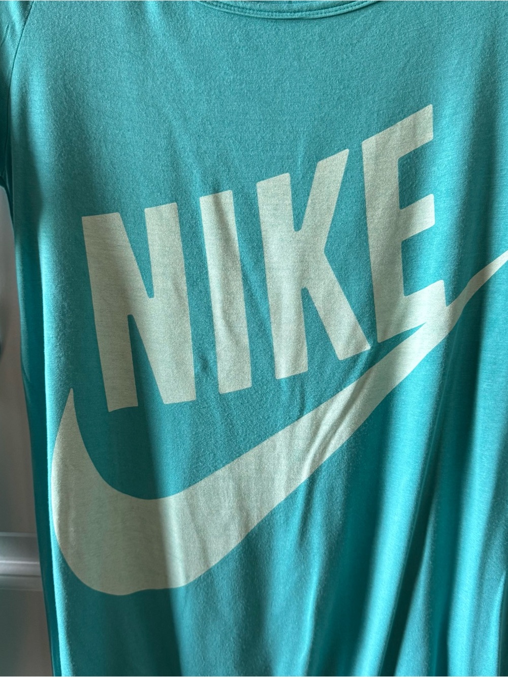 Nike Tee-shirt - Picture 2 of 9
